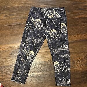 Constantly Varied Gear Marble Capri Leggings